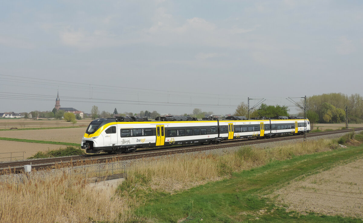 Friesenheim - 14. April 2022 : 463 524 am RB 17115 von Offenburg nach Freiburg.