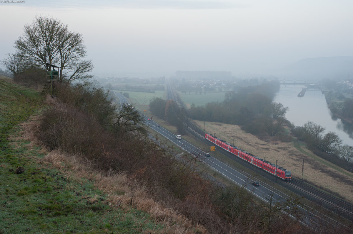 Früh morgens noch vor Sonnenaufgang waren bereits zwei 440er als RB 58004 von Schweinfurt nach Gemünden unterwegs, 16.03.2017