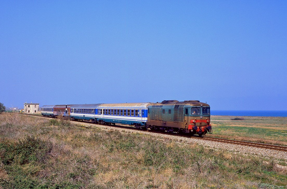 FS D445-050, Calopezzati, Ex977, 15.03.2002.