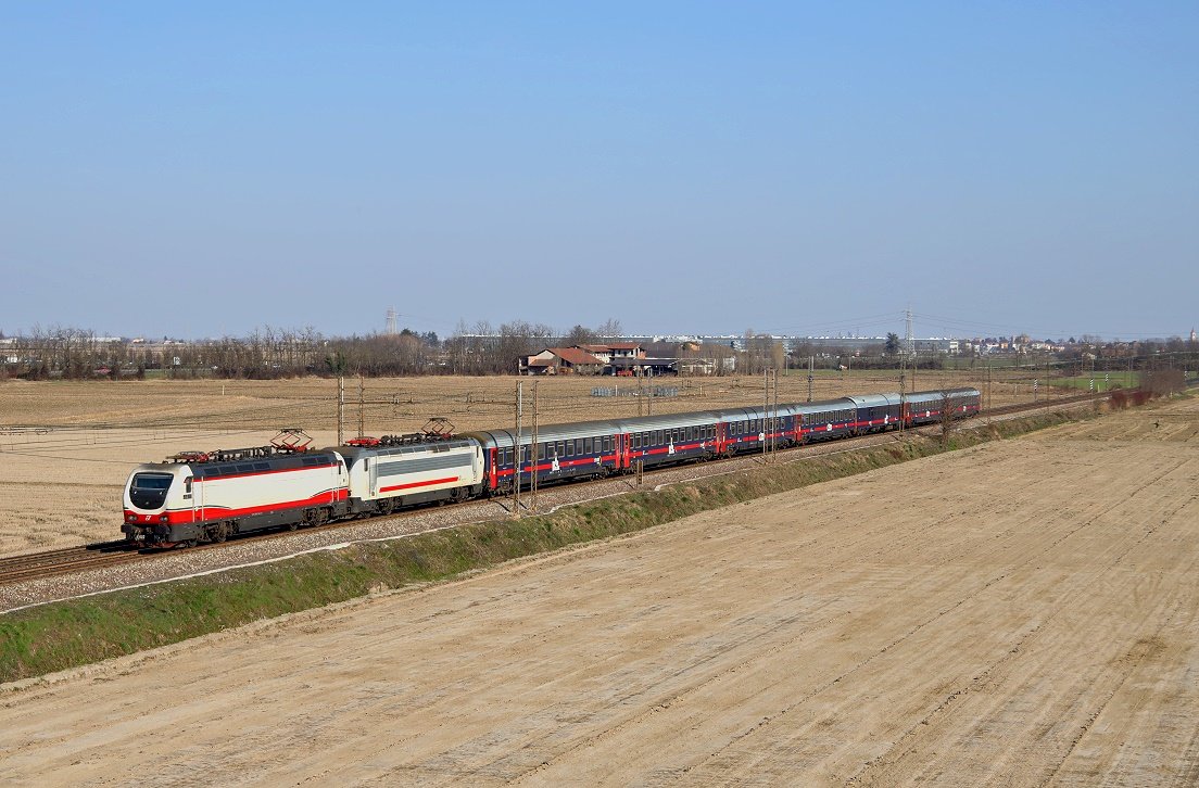 FS E402 156 + E402 164, Novara, 794, 01.03.2022.