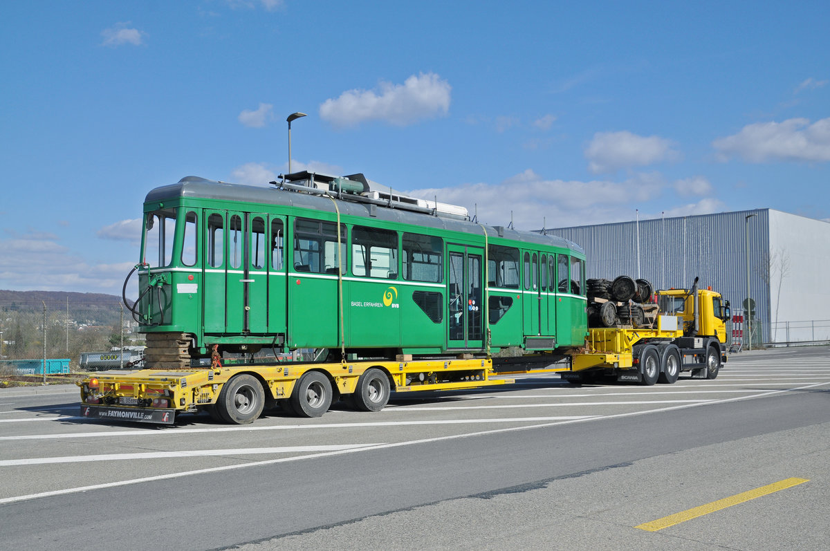 Für den B4S 1502 hat die letzte Stunde geschlagen. Auf einer riesigen Sperrfläche gibt es einen kleinen Foto-halt. Die Aufnahme stammt vom 21.03.2018.