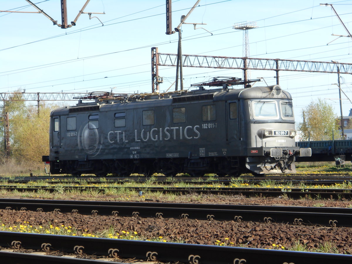 Für CTL Logistic im Einsatz die 182 011 die,am 20.April 2019,in Szczecin Port Centralny stand.