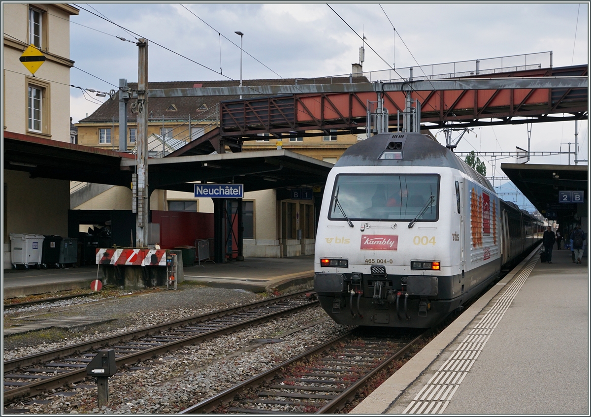 Für mich überraschend war der  Kambly-Zug  in einem Umlauf Bern - La Chaux de Fonds, ich konnte ich mehr schlecht den recht in Neuchâtel fotografieren.
14. Mai 2016