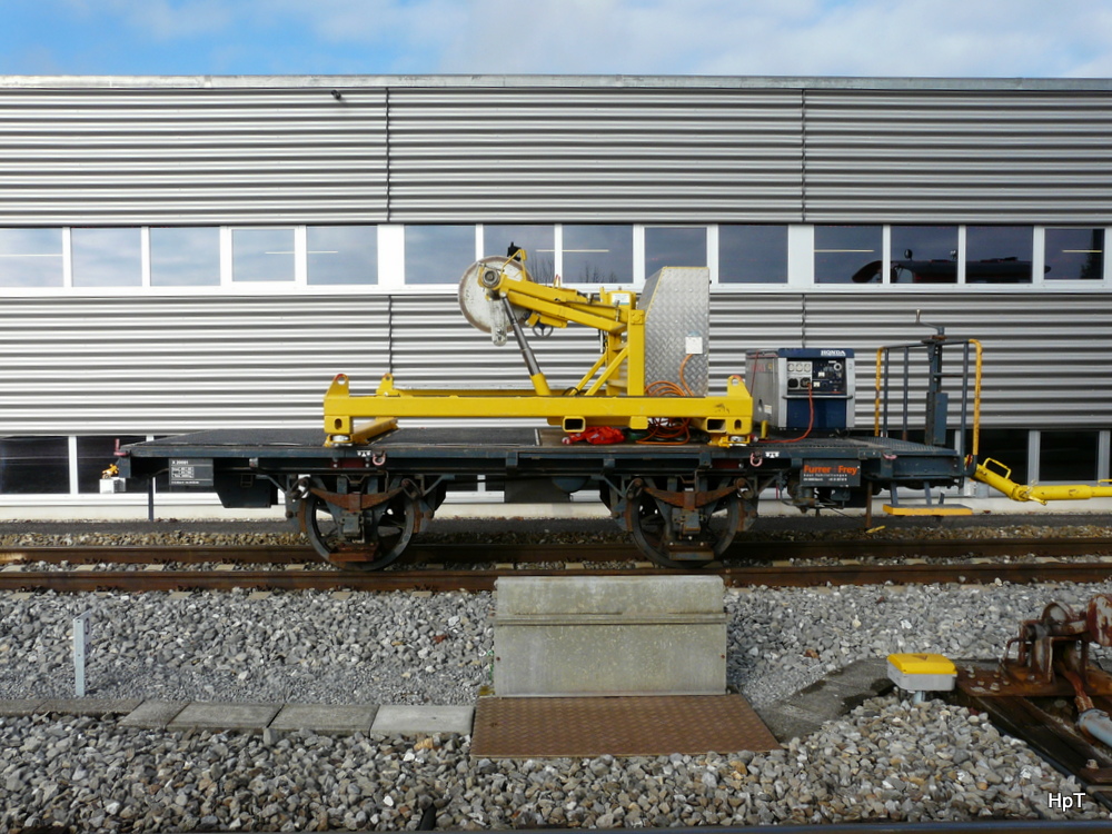 Furrer & Frei Fahrleitungsbau - X 20081 bei der asm Seeland in Siselen am 22.01.2014