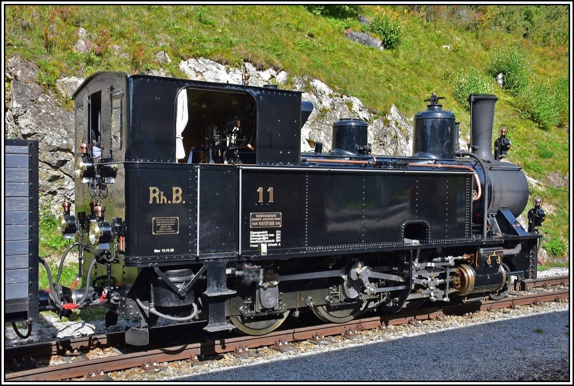 G 3/4 11  Heidi  auf Überfuhrfahrt ins Depot Samedan in Filisur. (30.09.2019)