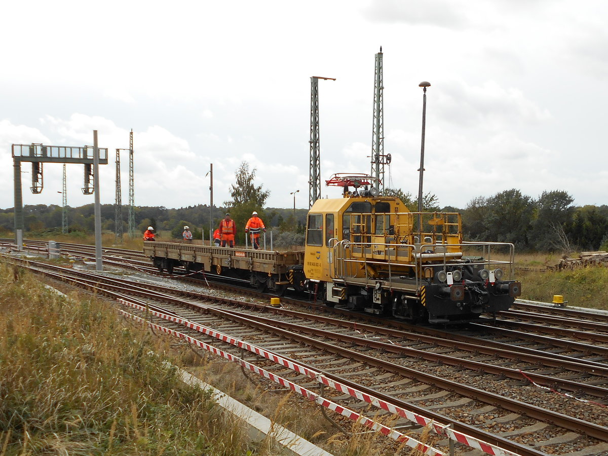 GAF,mit einem Res im Schlepp,am 23.September 2018,im Einsatz auf dem Bahnhof Bergen/Rügen.