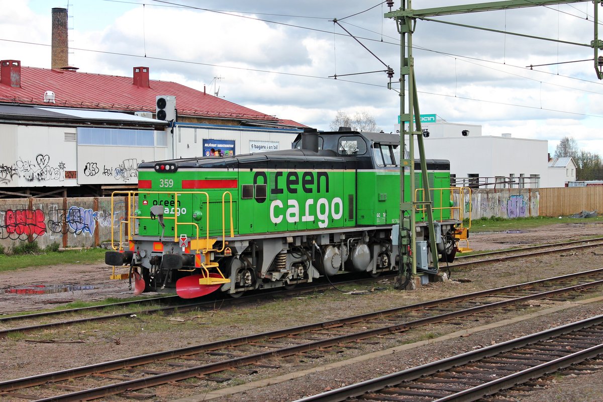 GC Td 359 (ex. T44 359) am 02.06.2015 im südlichen Bereich vom Bahnhof von Galliväre abgestellt und wartet auf ihren nächsten Einsatz.