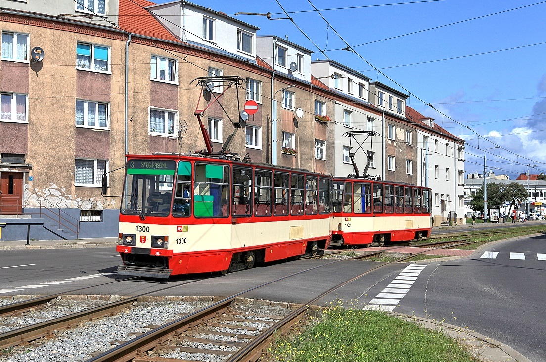 Gdansk 1300 + 1309, Ulica Marynarki Polskiej, 28.08.2017.
