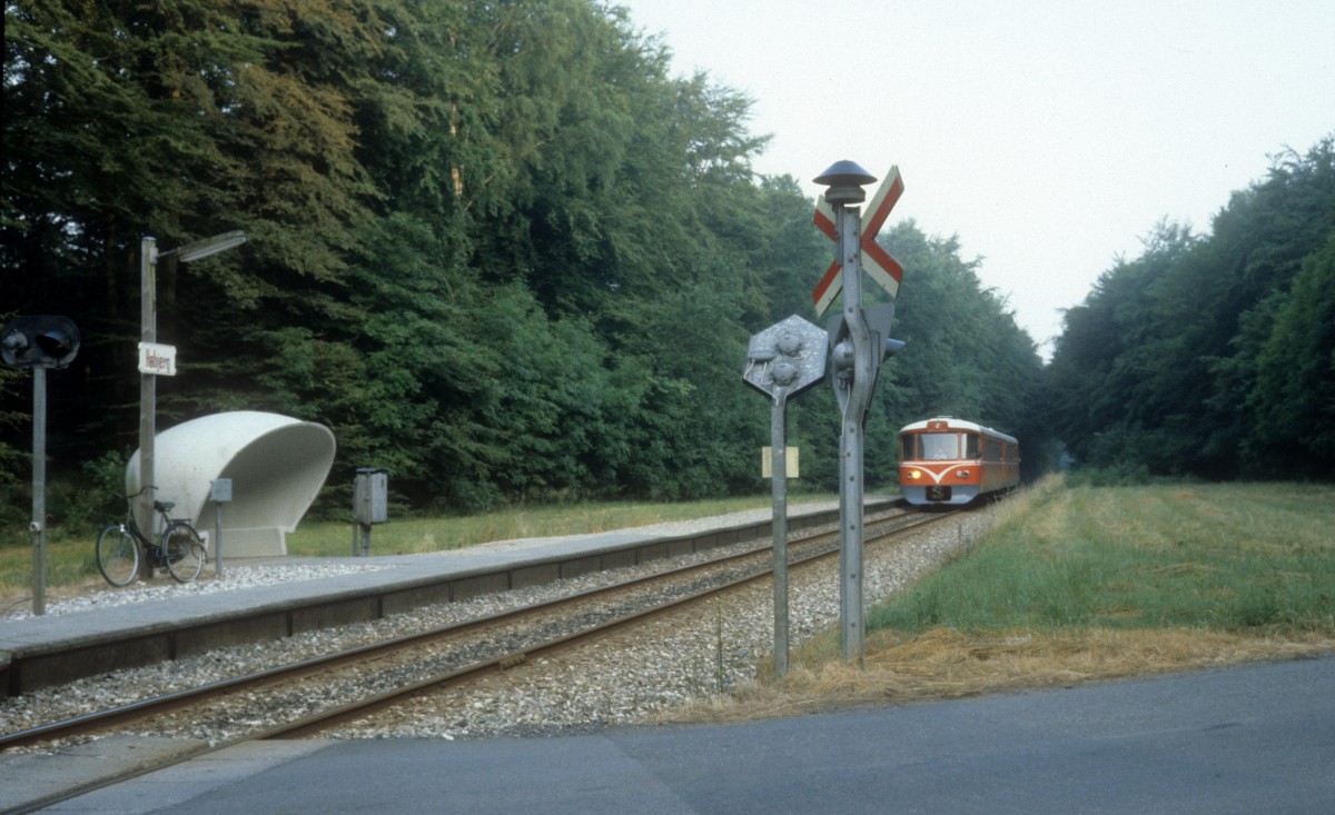 GDS (Gribskovbanen) Triebzug (Ym + Ys) Haltepunkt Høbjerg am 11. Juli 1983.