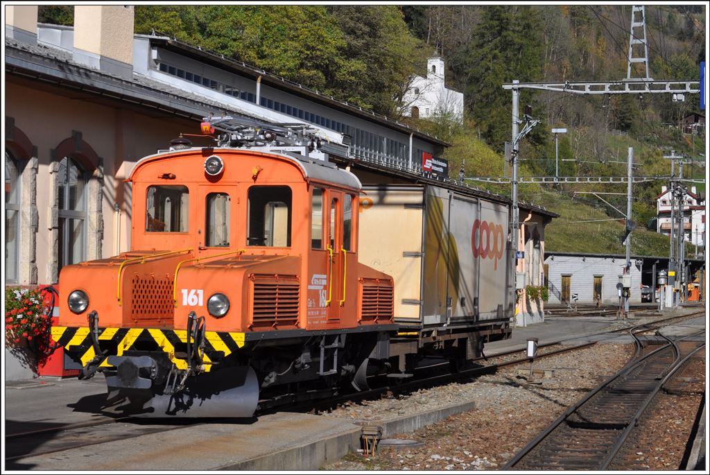 Ge 2/2 161 in Poschiavo. (25.10.2014)