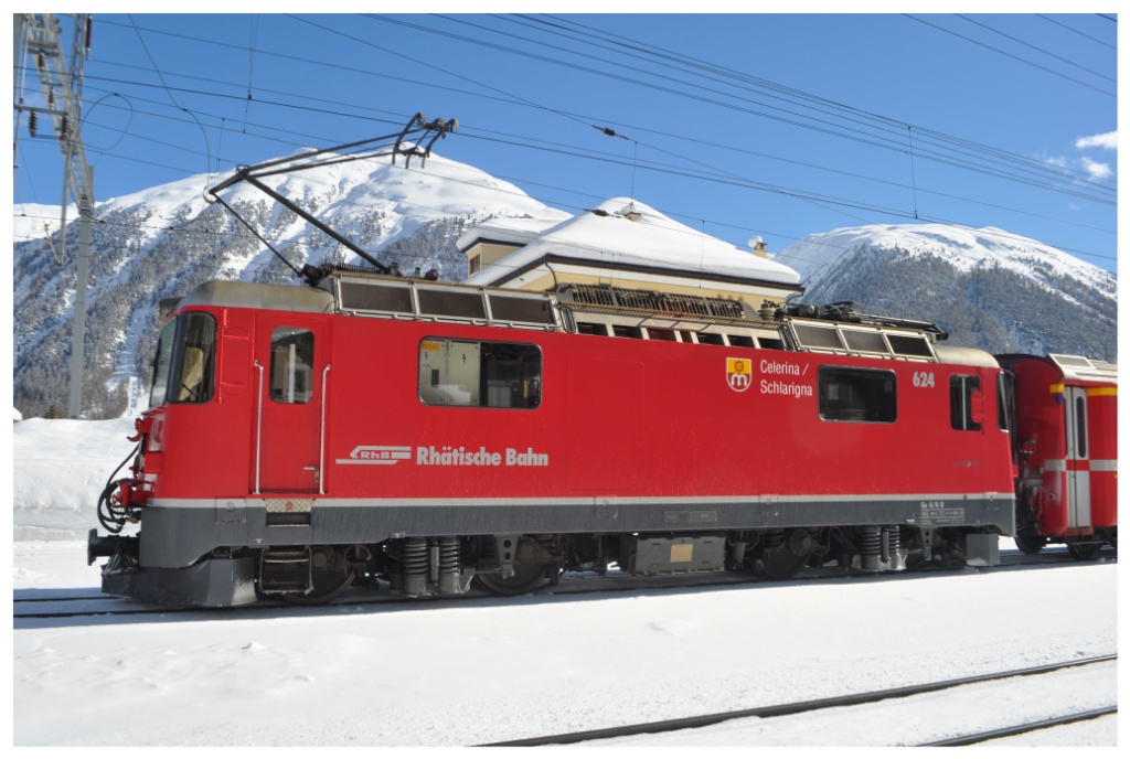 Ge 4/4 II 624  Celerina/Schlarigna  mit R1937 in Bever. (22.02.2014)