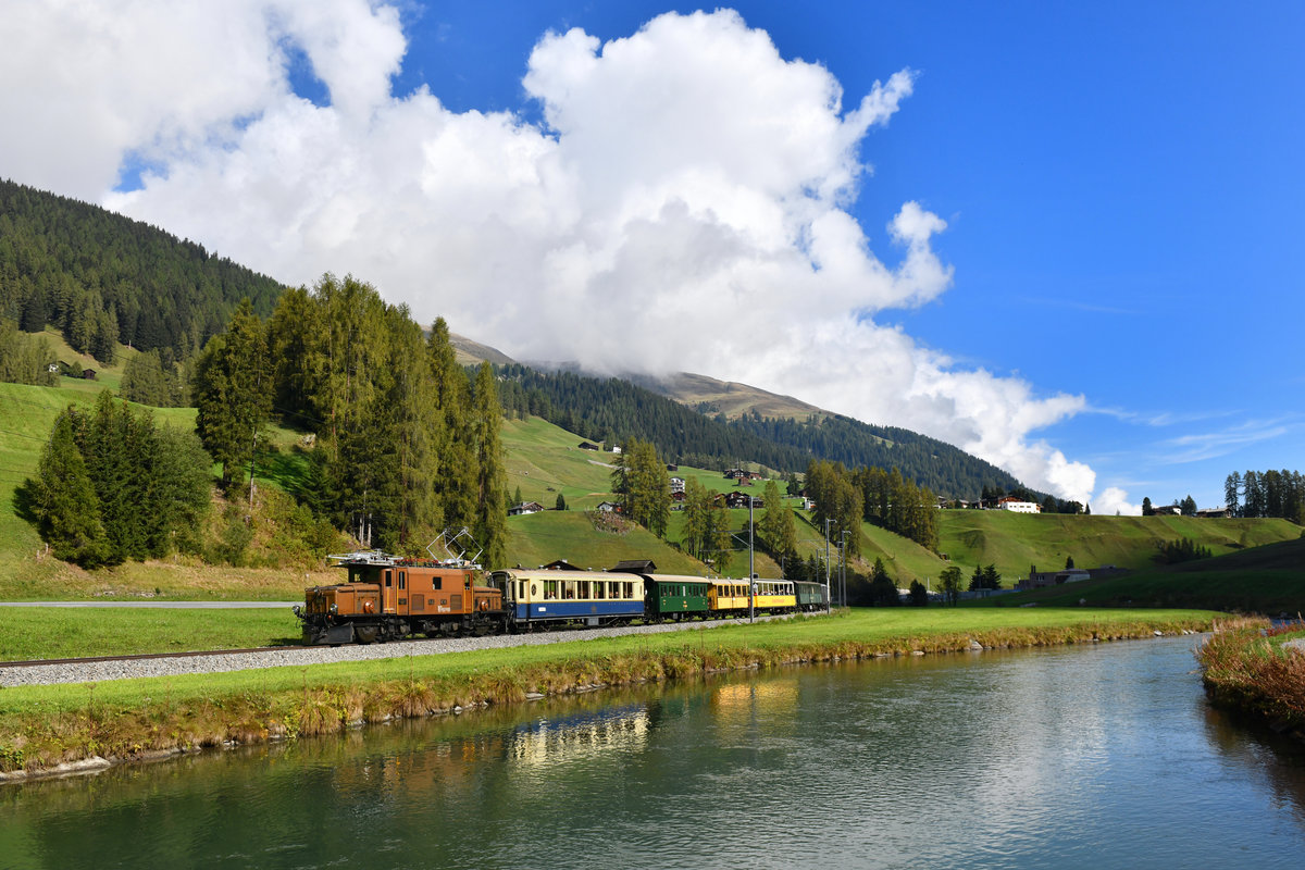 Ge 6/6 I 414 mit einem Sonderzug am 15.09.2018 bei Davos Glaris. 