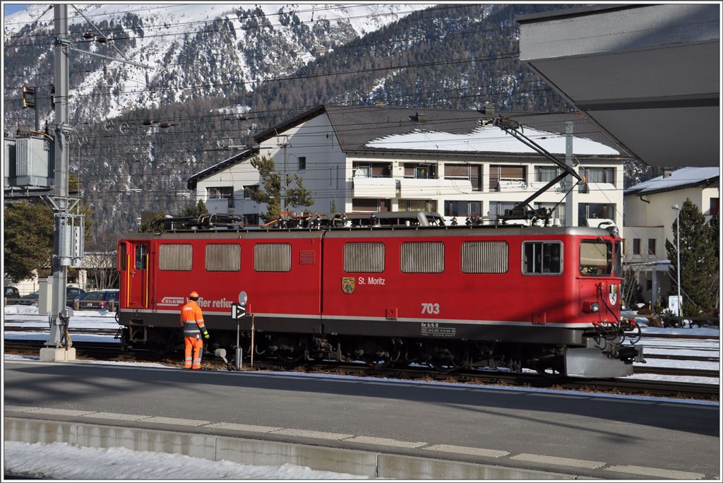Ge 6/6 II 703  St.Moritz  in Samedan. (25.02.2016)