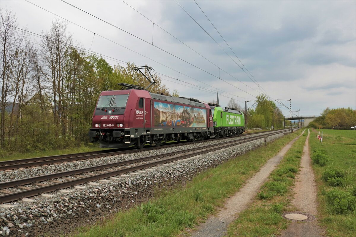 GE Bombardier Traxx 482 047-8 und Siemens Vectron 193 604-6 in Thüngersheim am 01.05.21