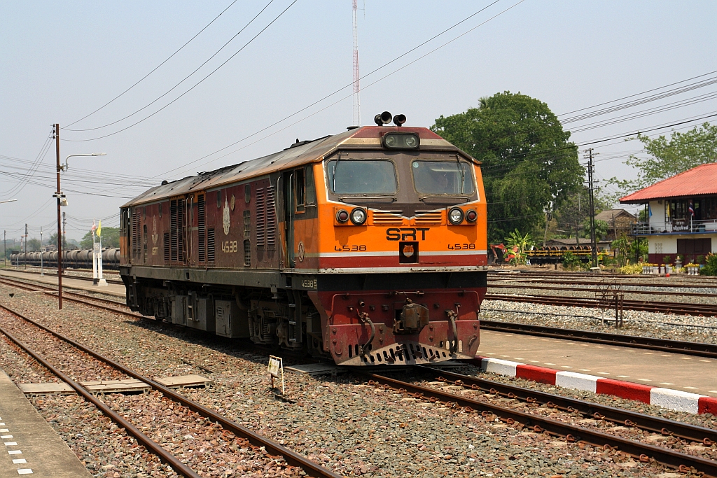 GEA 4538 (Co'Co', de, General Electric, Bj.1995) am 26.März 2023 in der Sila At Station.