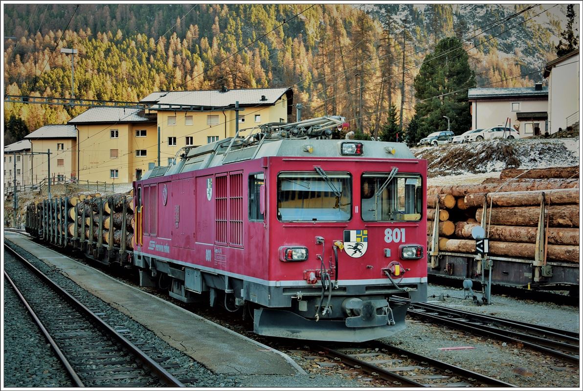 Gem 4/4 801 in Pontresina. (08.12.2016)