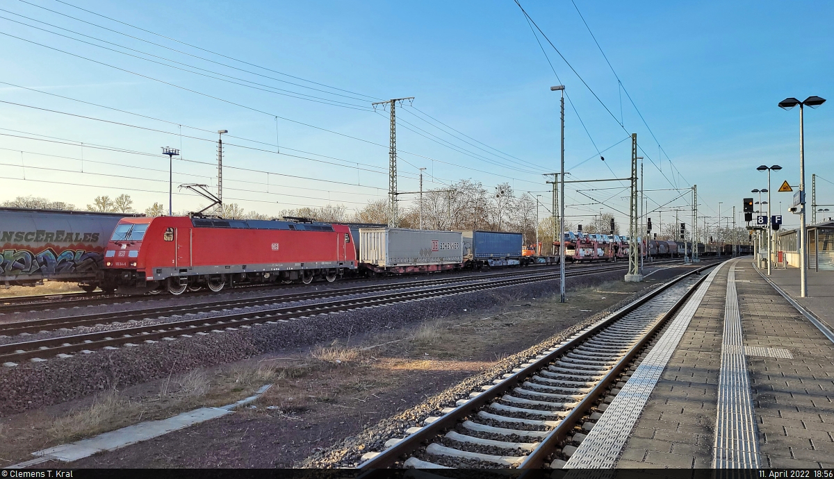 Gemischter Gz mit 185 344-9 unterwegs auf den Gütergleisen von Magdeburg Hbf in südwestlicher Richtung.

🧰 DB Cargo
🕓 11.4.2022 | 18:56 Uhr