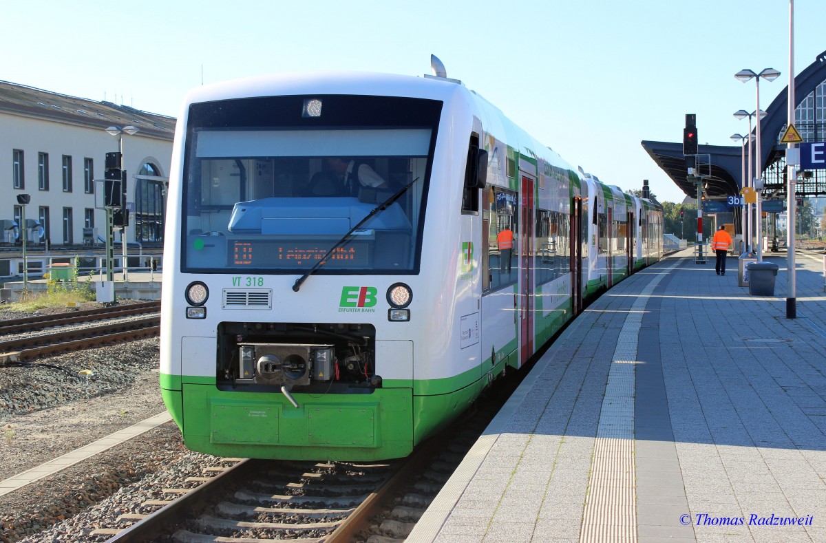 Gera Hbf am 19.9.2015. EB 22 der Erfurter Bahn steht abfahrbereit zur Fahrt nach Leipzig über Zeitz, KBS 550 (Elster-Saale-Bahn.)