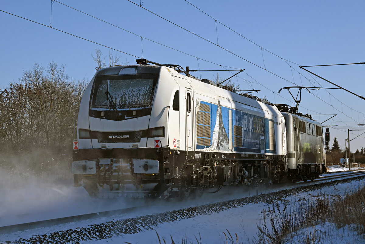Geschleppt von 111 215 der railadventure rollte 2019 301 von Stadler am 11.01.26 durch Greppin Richtung Bitterfeld.