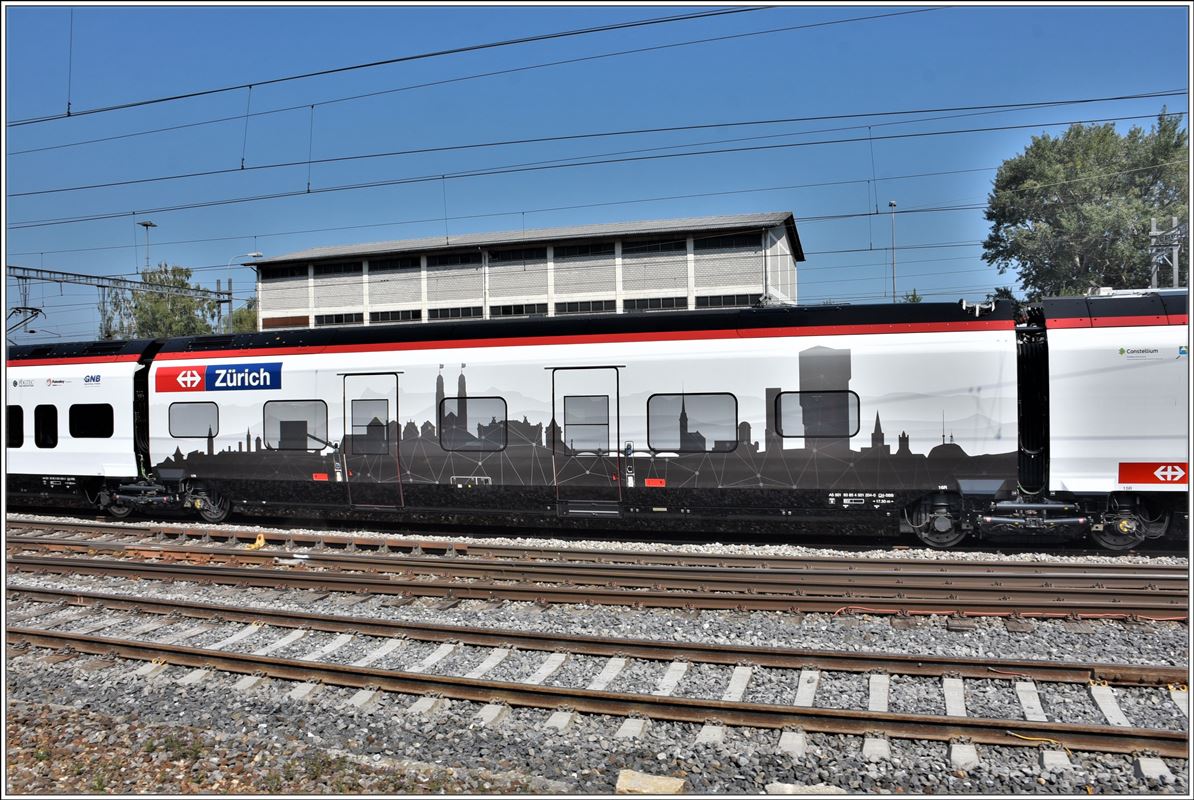 Giruno RABe 501 004 in Rorschach, fotografiert aus dem Zug der RHB. (21.08.2018)
