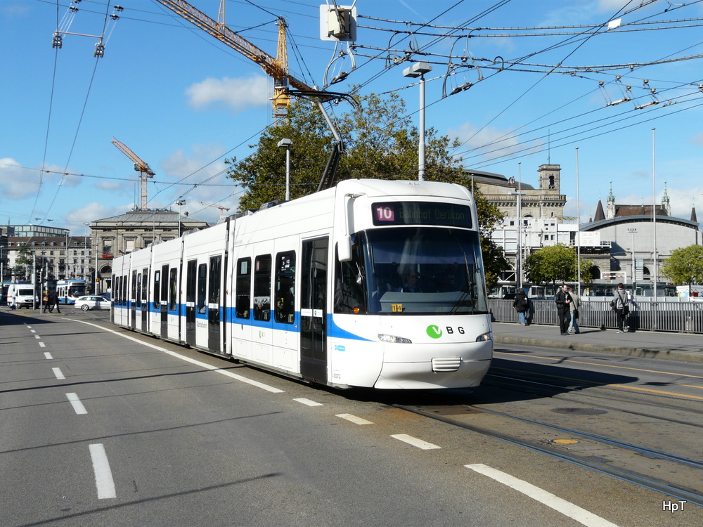 Glattalbahn - Be 5/6 3073 unterwegs auf der Linie 10 in Zürich am 17.10.2013