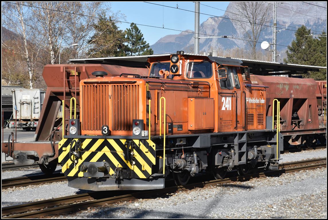Gm 4/4 241 in Untervaz-Trimmis. (22.11.2018)