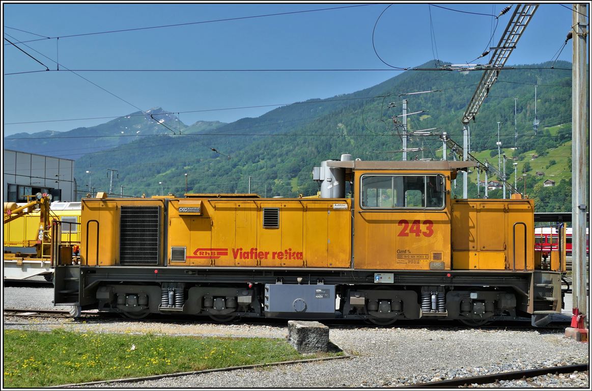Gmf 4/4 243 vor der HW Landquart. (27.06.2019)