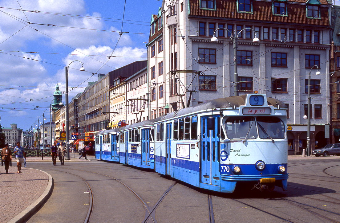 Göteborg 770 + 743 + 723, Drottningtorget, 18.06.1999.
