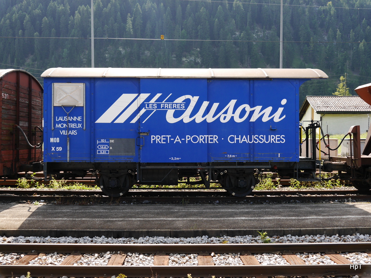 Goldenpass MOB - Dienstwagen X 59 abgestellt im Bahnhof Matten am 26.08.2017