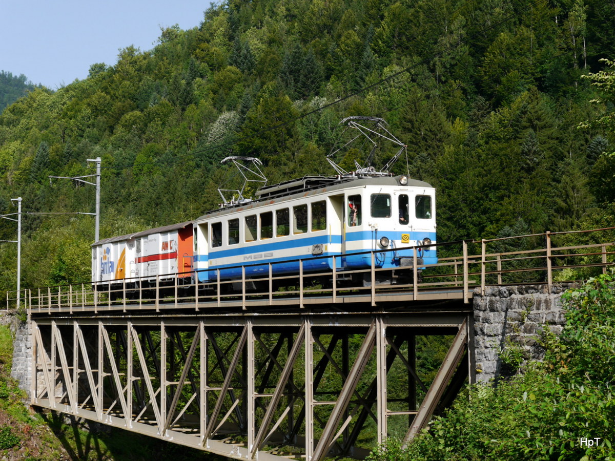 Goldenpass MOB - Fotoextrafahrt mit dem Be 4/4 1003 und den Güterwagen Gk 513 und X 65 unterwegs bei Lac du Venex am 26.08.2017