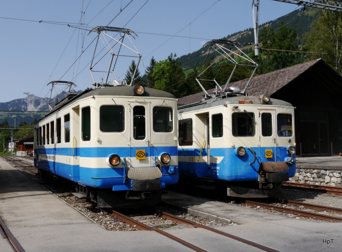 Goldenpass MOB - Fotoextrafahrt mit dem Be 4/4 1003 und dem Be 4/4 1002 im Bahnhof Lenk am 26.08.2017