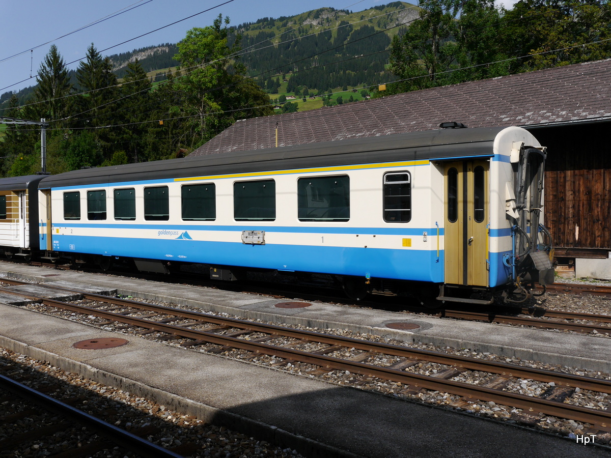 Goldenpass MOB - Personenwagen 1+2 Kl. AB 306 abgestellt im Bahnhof Lenk am 26.08.2017