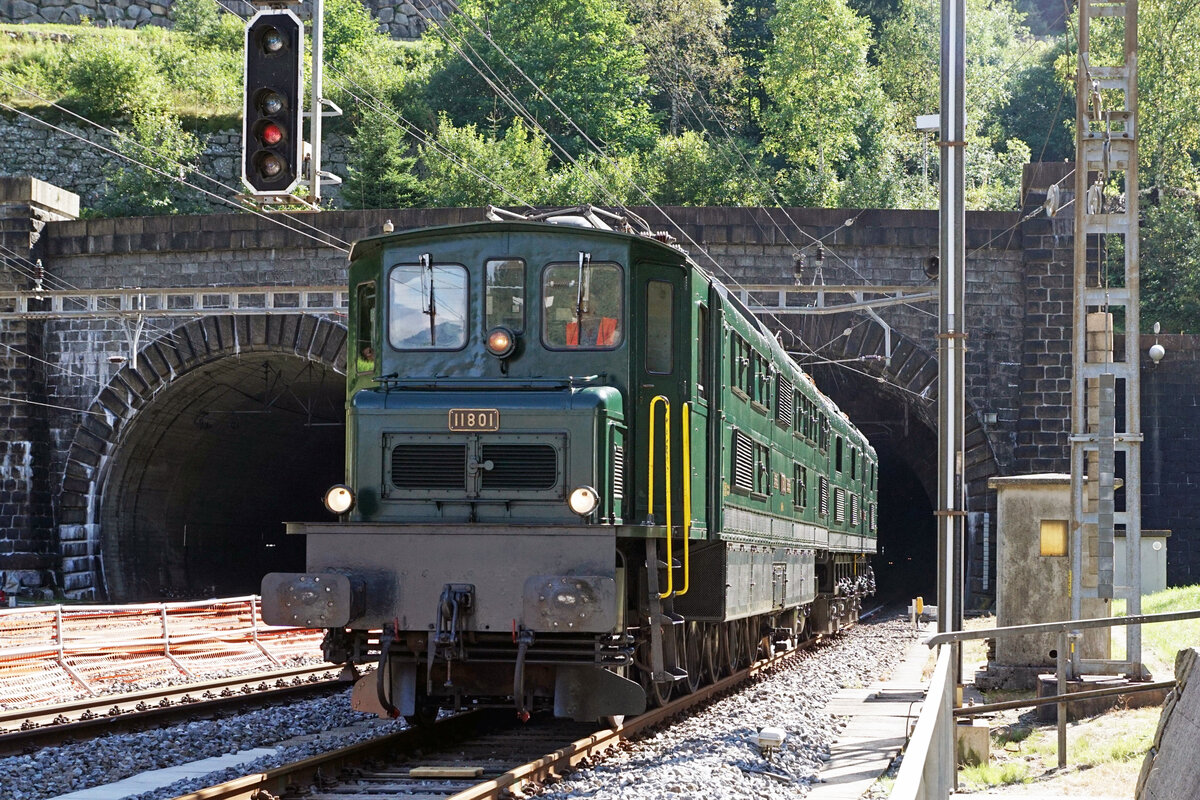 Gotthard-Bahntage 2021.
Die Extrazüge mit:
Ae 8/14 11801 in Göschenen am 18. September 2021.
Foto: Walter Ruetsch 