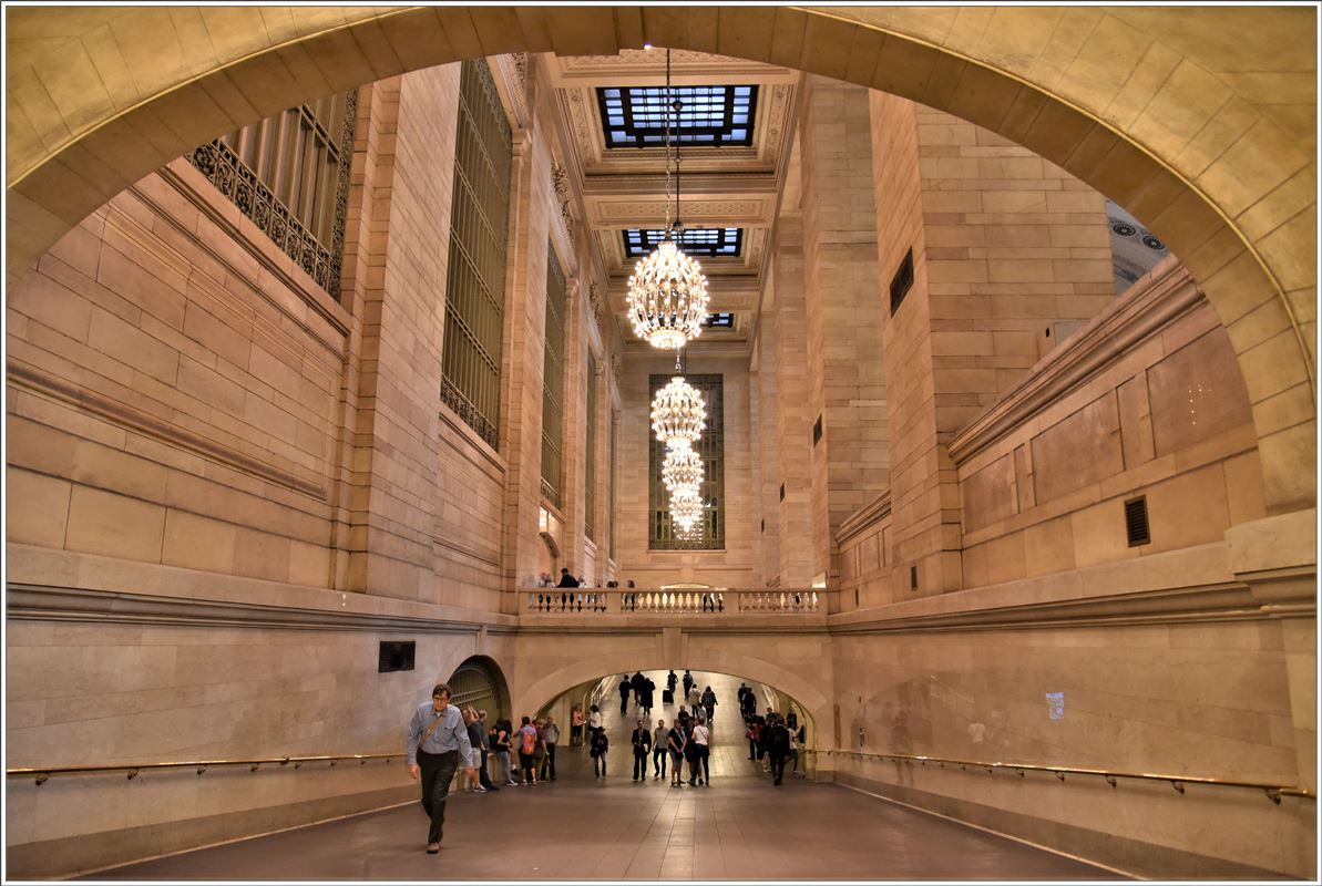 Grand Central Terminal New York. Nicht nur die Bahnhofshalle ist riesig. (04.10.2017)
