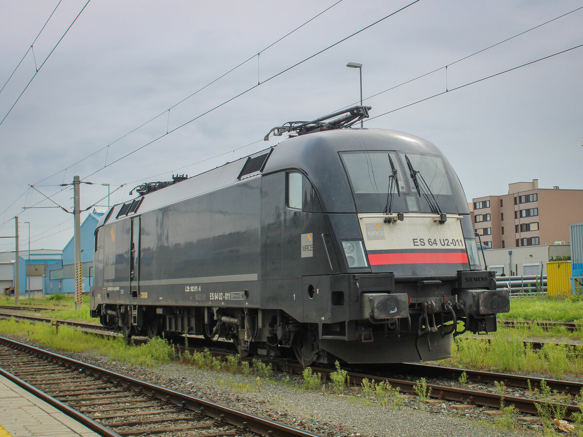 Graz. Am 30.08.2021 steht die 182 511 von MRCE kalt abgestellt im Grazer Ostbahnhof.