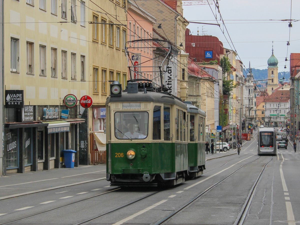Graz.TW  206+319B waren am 25.07.2020 als Sommerbim unterwegs, hier beim Esperantoplatz.