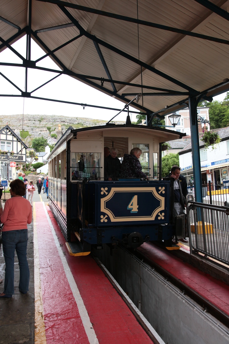  Great Orme Tramway  Nr. 4 in Talstation Llandudno (Nordwales) am 13.06.2016.
 