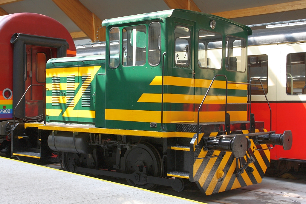 GTF / CFV3V 9008 (ex Kohlemine Monceau Fontaine Nr. 8, Hersteller: Cockerill Seraing / Belgien, Baujahr: 1968, Fabriksnummer: 4175) am 25.Juli 2026 im Mus�e du Chemin de Fer � vapeur in Treignes. - Die Lok war nie bei den SNCB wird aber wegen der Bauartgleichheit als 9008 bezeichnet.