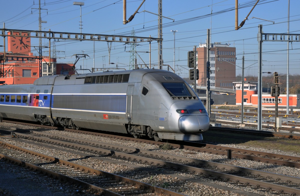 GTV mit der Betriebsnummer 4406 am Bahnhof Muttenz. Die Aufnahme stammt vom 09.12.2013.
