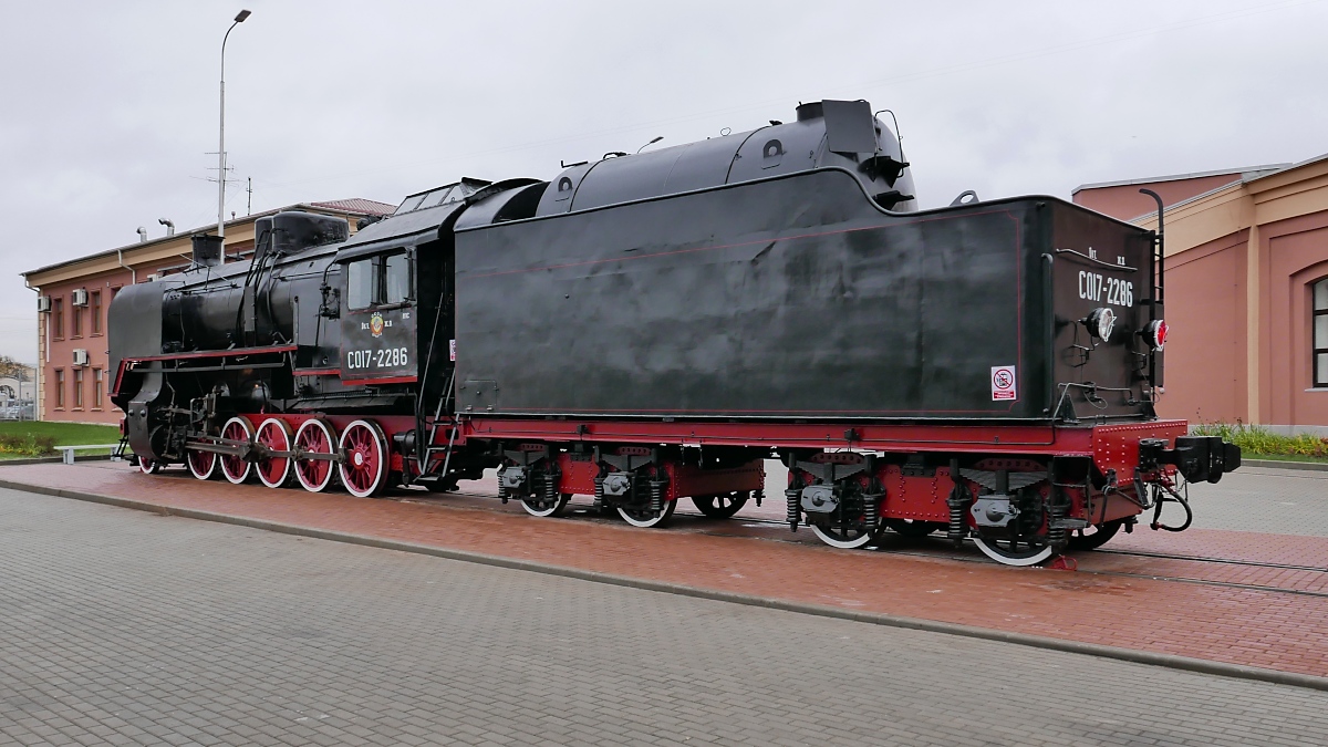 Gueterzug-Dampflok CO17-2286 im Russischen Eisenbahnmuseum in St. Petersburg, 4.11.2017