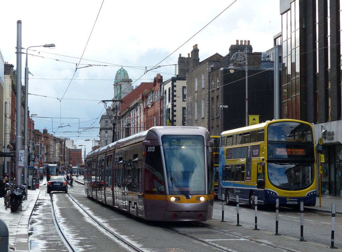 Gut vernetzt in Dublin und Umgebung - mit Luas Tram, Dublin Bus und (wenige Meter entfernt) DART-Trains, die teilweise mit demselben Ticket verwendet werden können, kann man sich gut fortbewegen. 31.7.2017