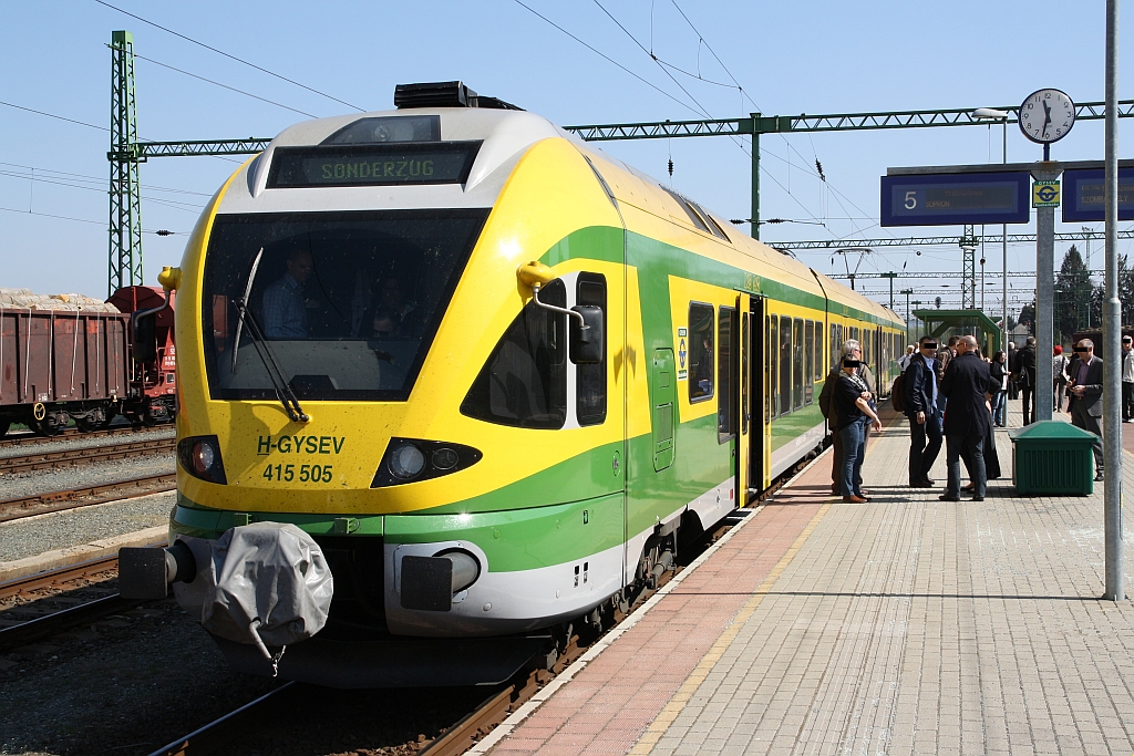 GySEV 415 505 als Sonderzug von Wien Hbf. am 01.April 2017 im Bf. Szentgotthard.