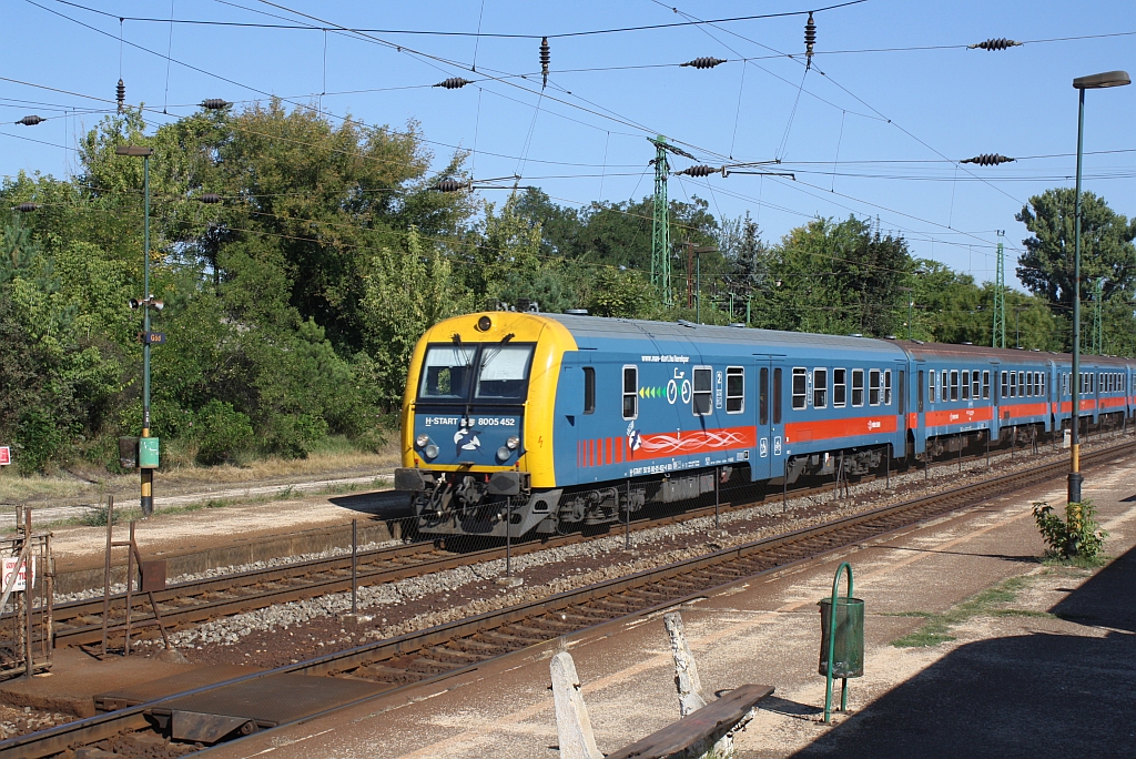 H-START BDt 50 55 80-05 452-4 fhrt am 07.September 2013 durch den Bf. Gd in Richtung Budapest.
