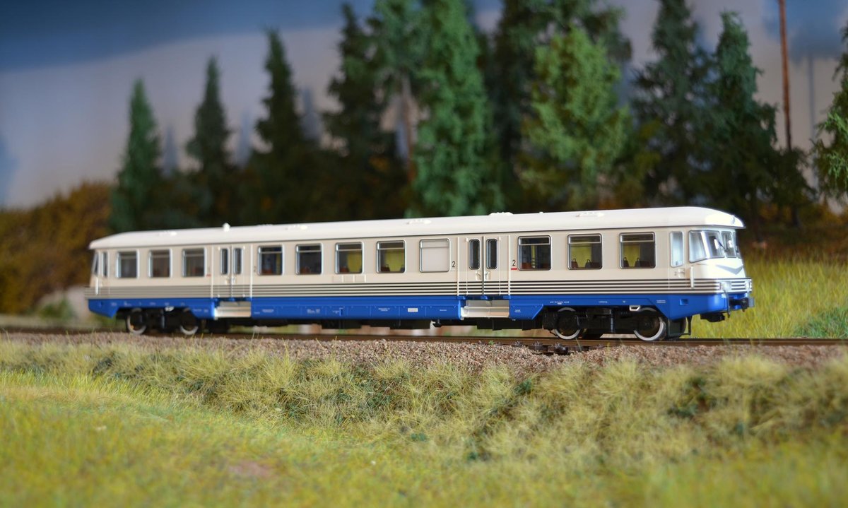 H0 KRES 17320 173 002-7 Schienenbus der DR Ep.IV 2/2017