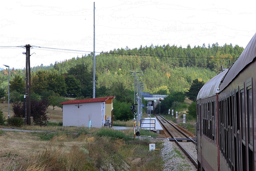Haltestelle Vysoke Popovice am 15.August 2018.