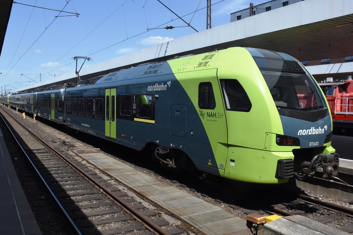 HAMBURG, 29.06.2018, ET 6.03 der Nordbahn im Bahnhof Altona; diese Züge verkehren üblicherweise auf der Relation Hamburg/Itzehoe