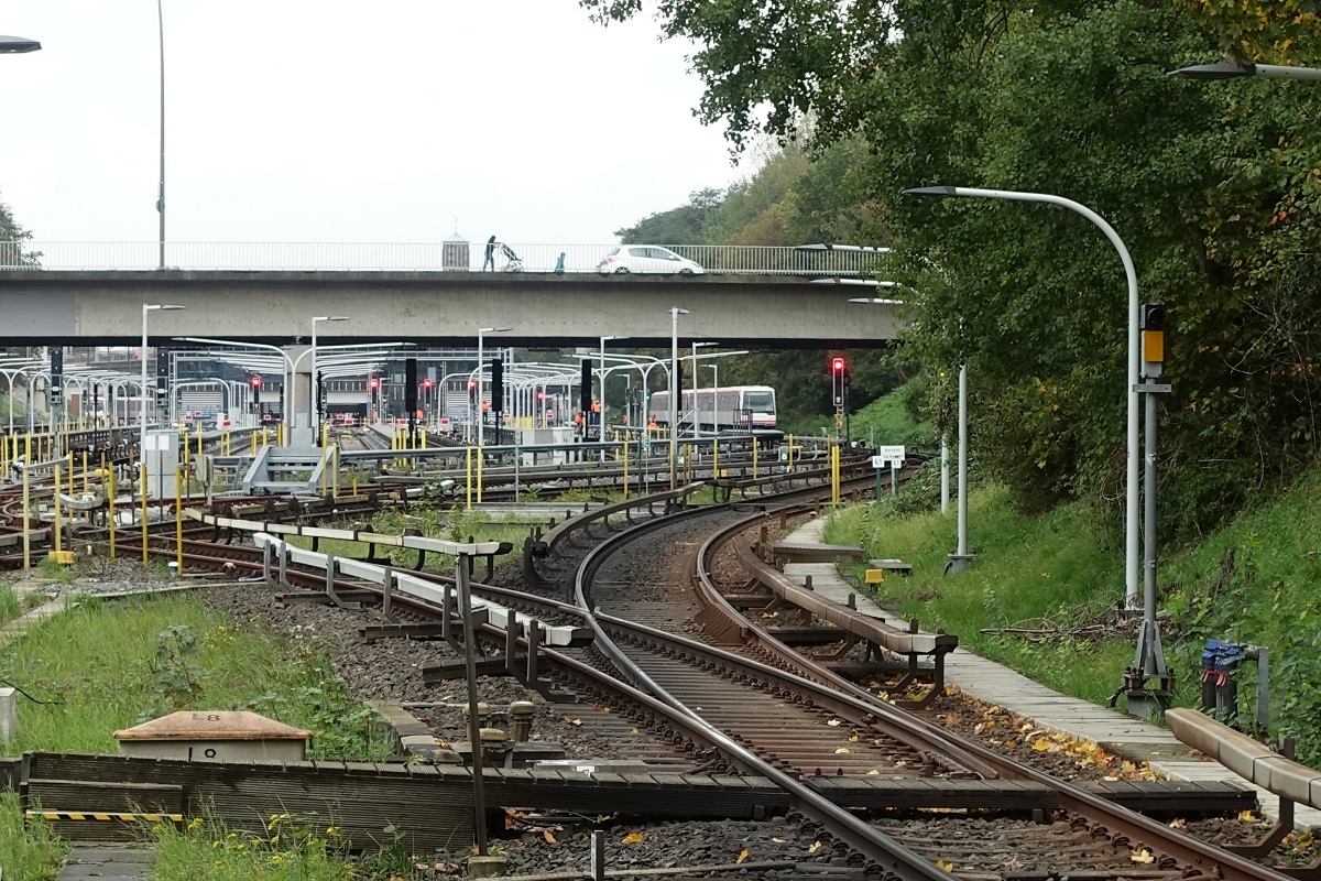 Hamburg am 25.10.2019: U-Billstedt, Ausfahrgleise in Richtung Innenstadt der Linien U2 + U4 /