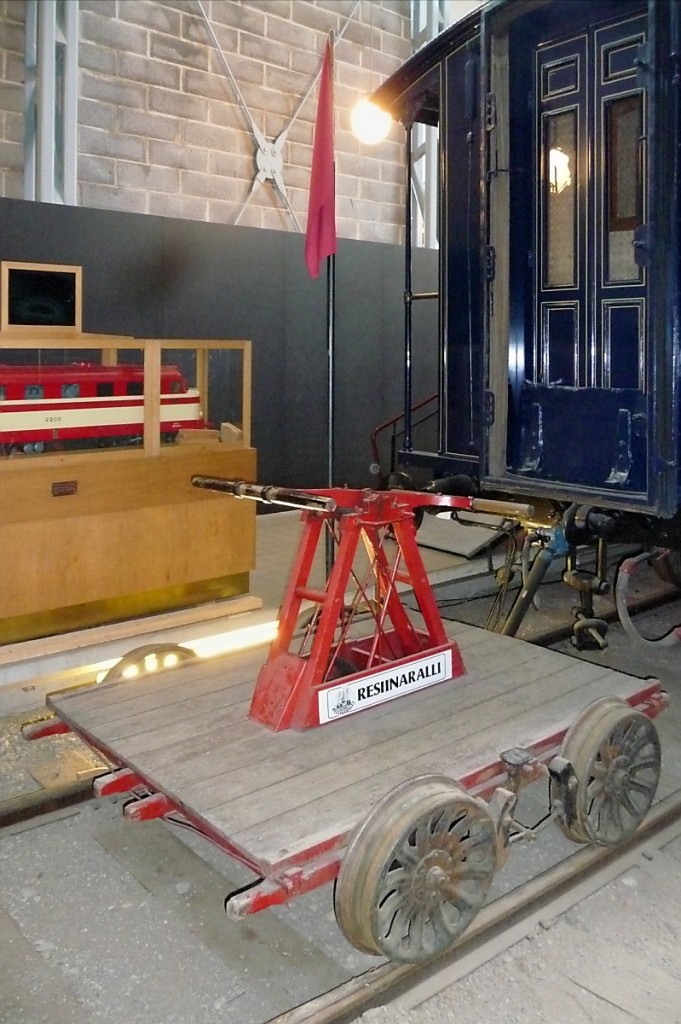 Handdraisine im Finnischen Eisenbahnmuseum in Hyvinkää, 14.4.13 