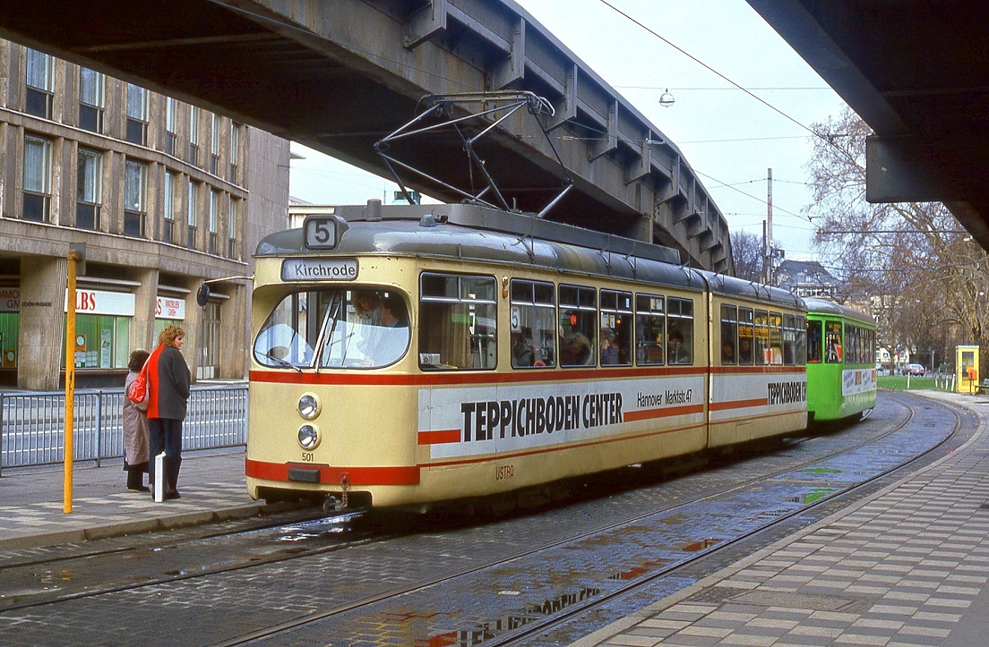 Hannover 501, Aegidientorplatz, 26.12.1985. Bahnbilder.de