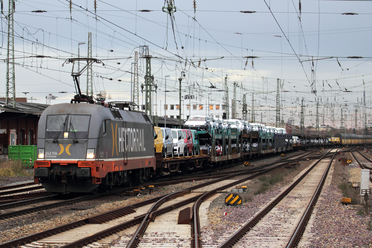 Hector 242.516 durchfährt Bremen Hbf. 23.11.2017